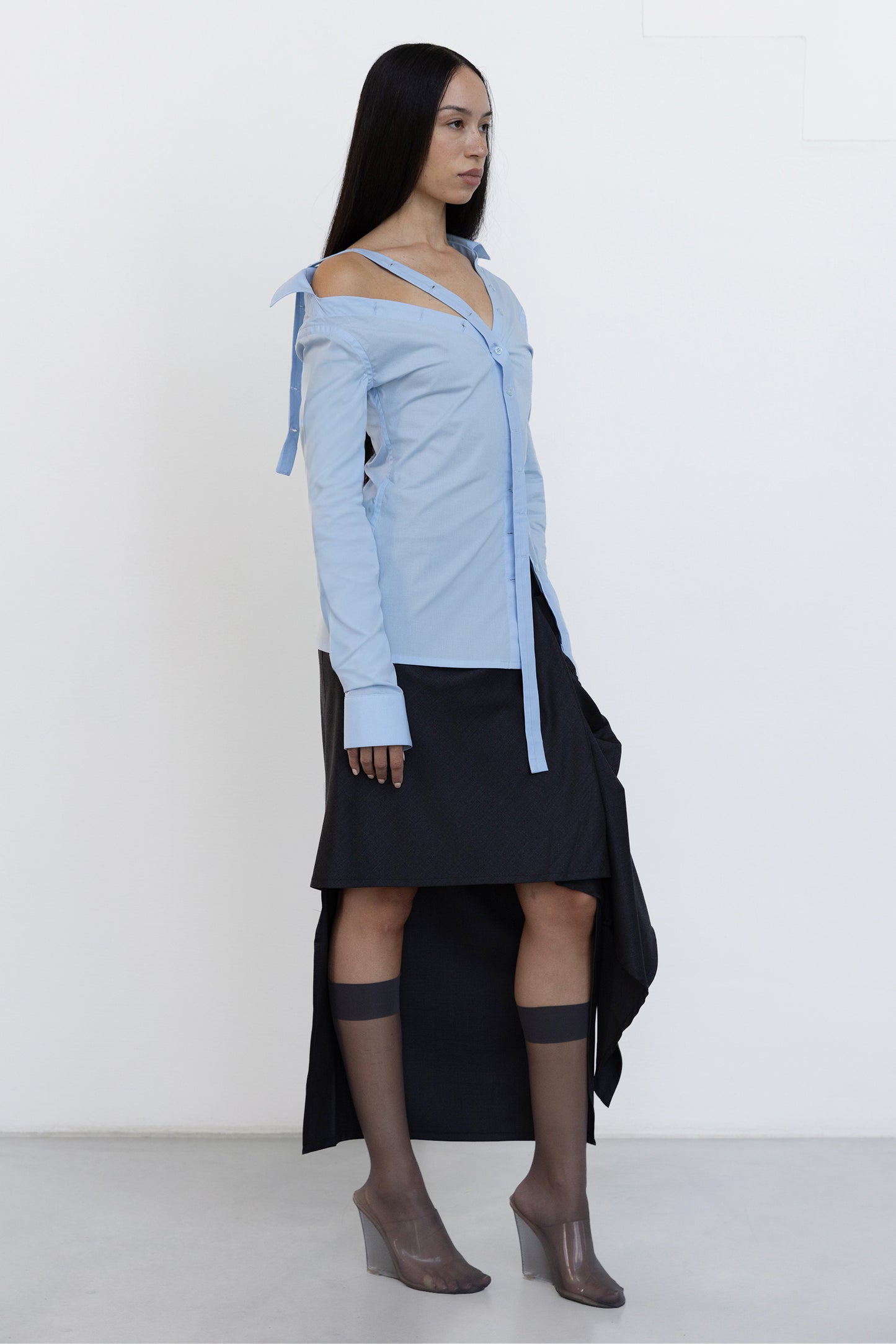 Asymmetric Off-shoulder Shirt